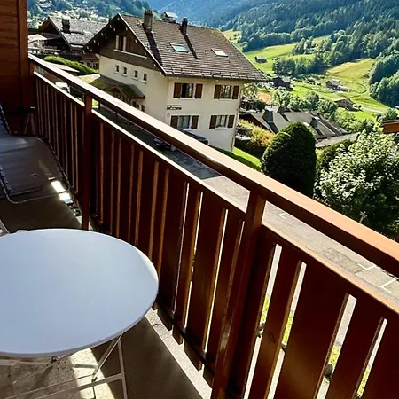 Apartment Pour 3 Avec Balcon Et Animaux Admis, Proche Pistes *